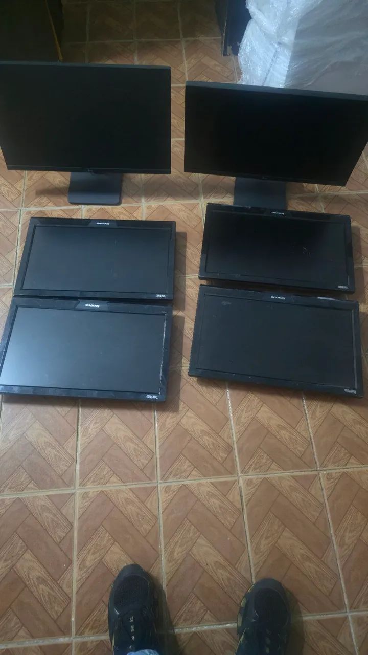 6 Monitores retirar peças 