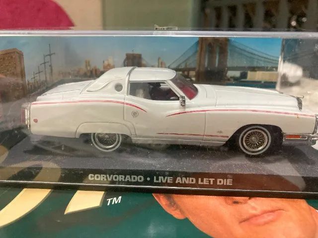 Miniatura Corvorado James Bond 007 Viva e Deixe Morrer 1:43 Ed.22