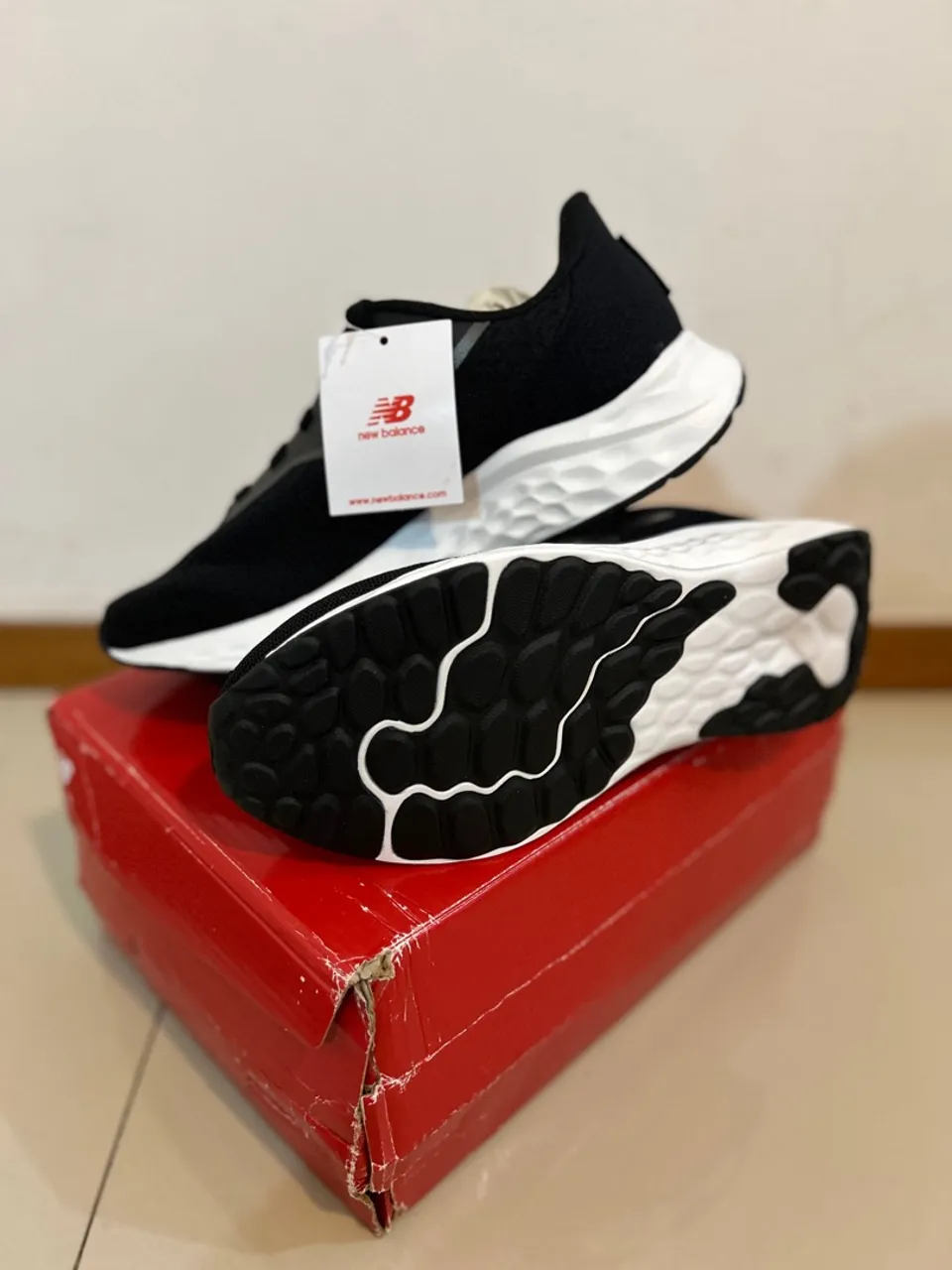 Tênis New Balance Fresh Foam - tam 39