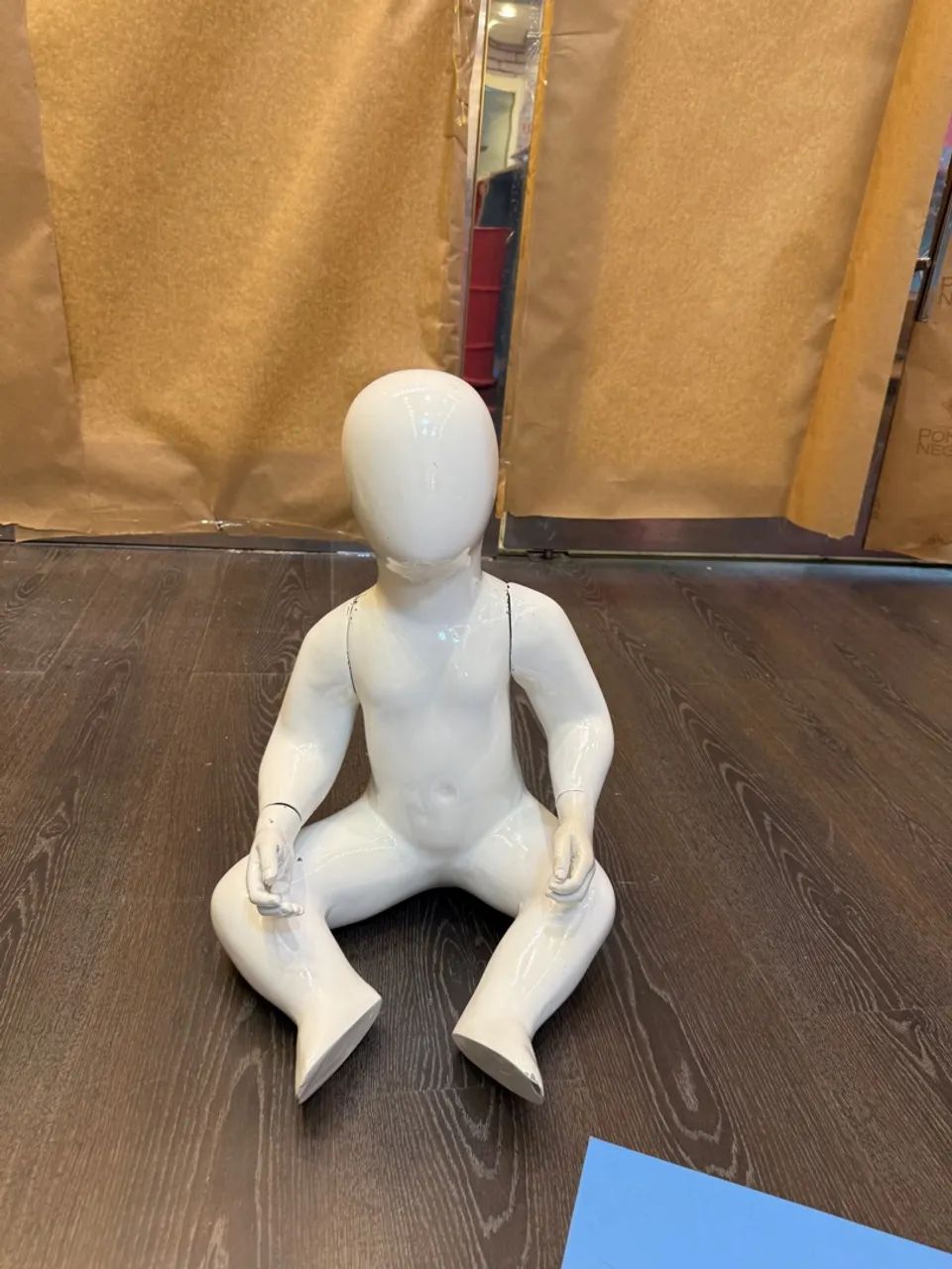 Manequim Infantil Branco Brilhante - Foto 3
