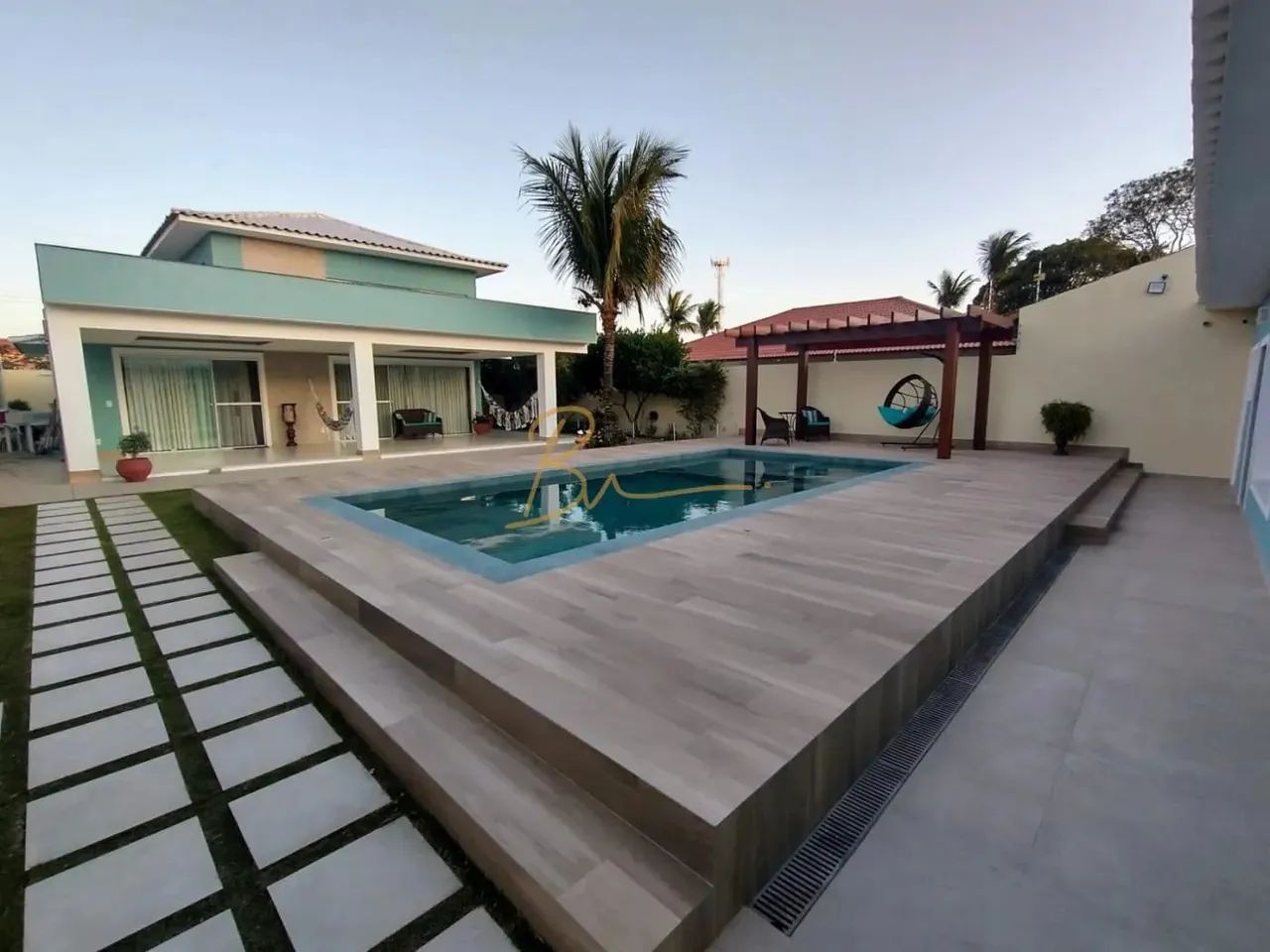 Casa para Venda em Cabo Frio, Palmeiras, 3 dormitórios, 1 suíte, 2 banheiros, 2 vagas - Foto 3