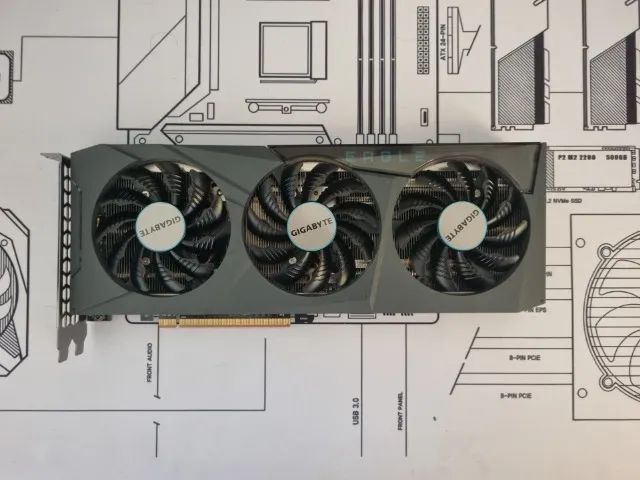 Placa de vídeo AMD Radeon RX 6700 XT 12GB Gigabyte Eagle
