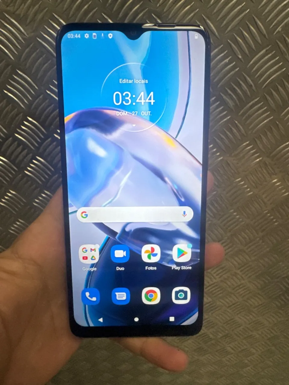 Motorola E22