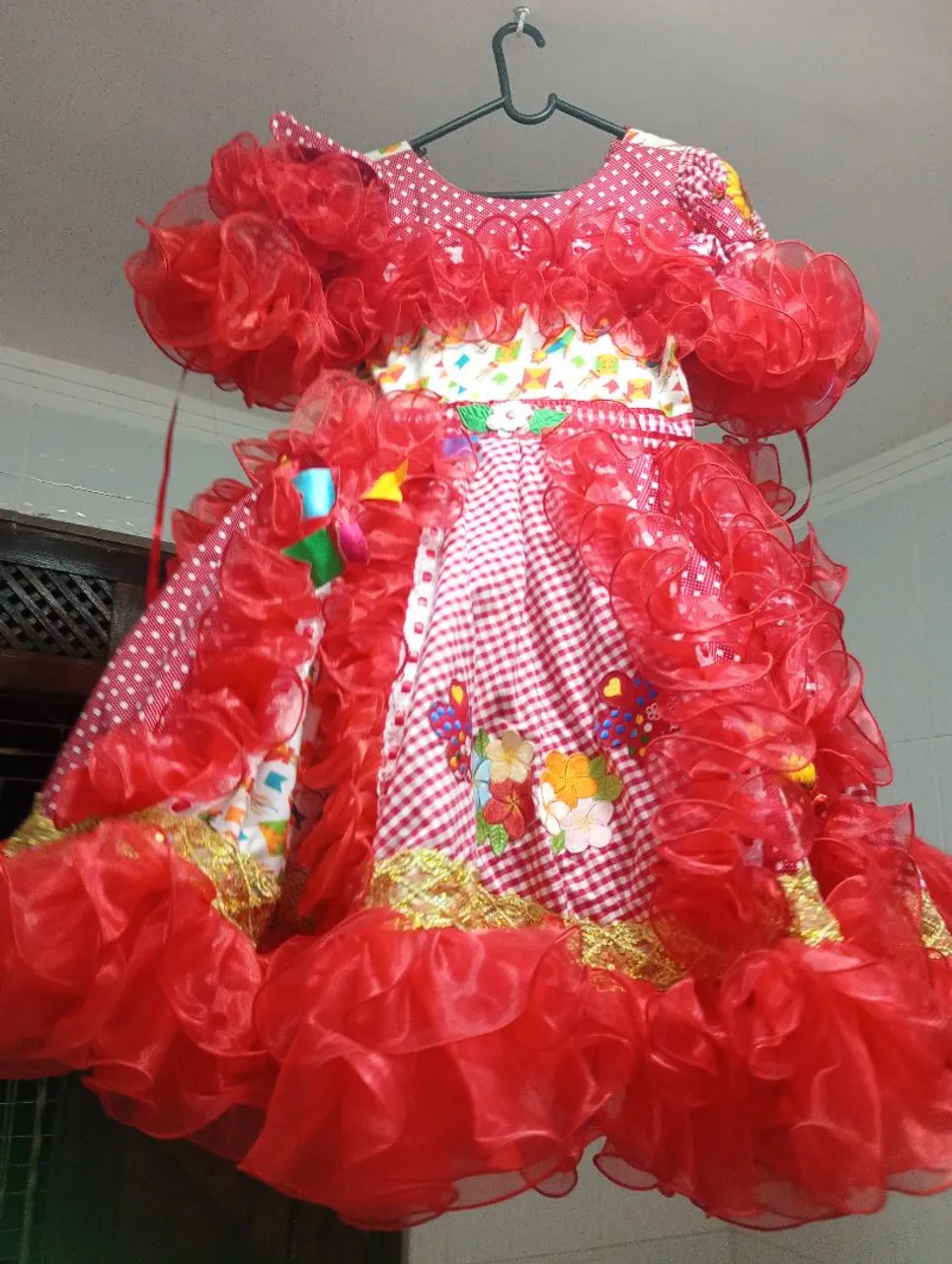 Vestido Festa Junina Vermelho com Babados
