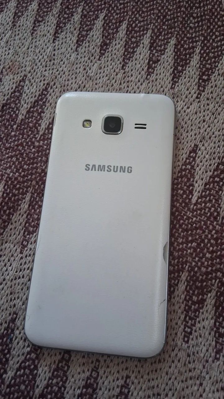 Samsung j3 - Foto 2