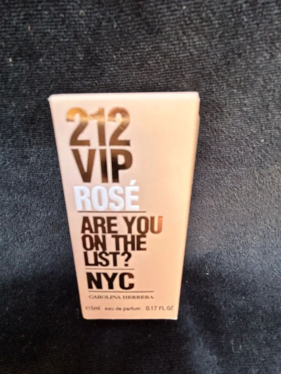 miniatura perfume 212 vip rose - edp - Foto 4