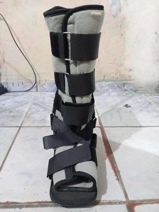 Bota ortopédica para imobilização - Foto 2