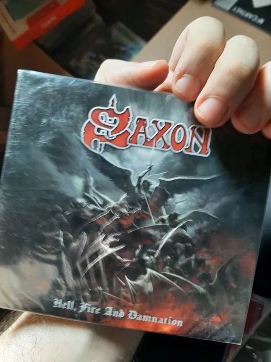 Promoção!! 3 cds saxon (lacrados) !!! - Foto 3