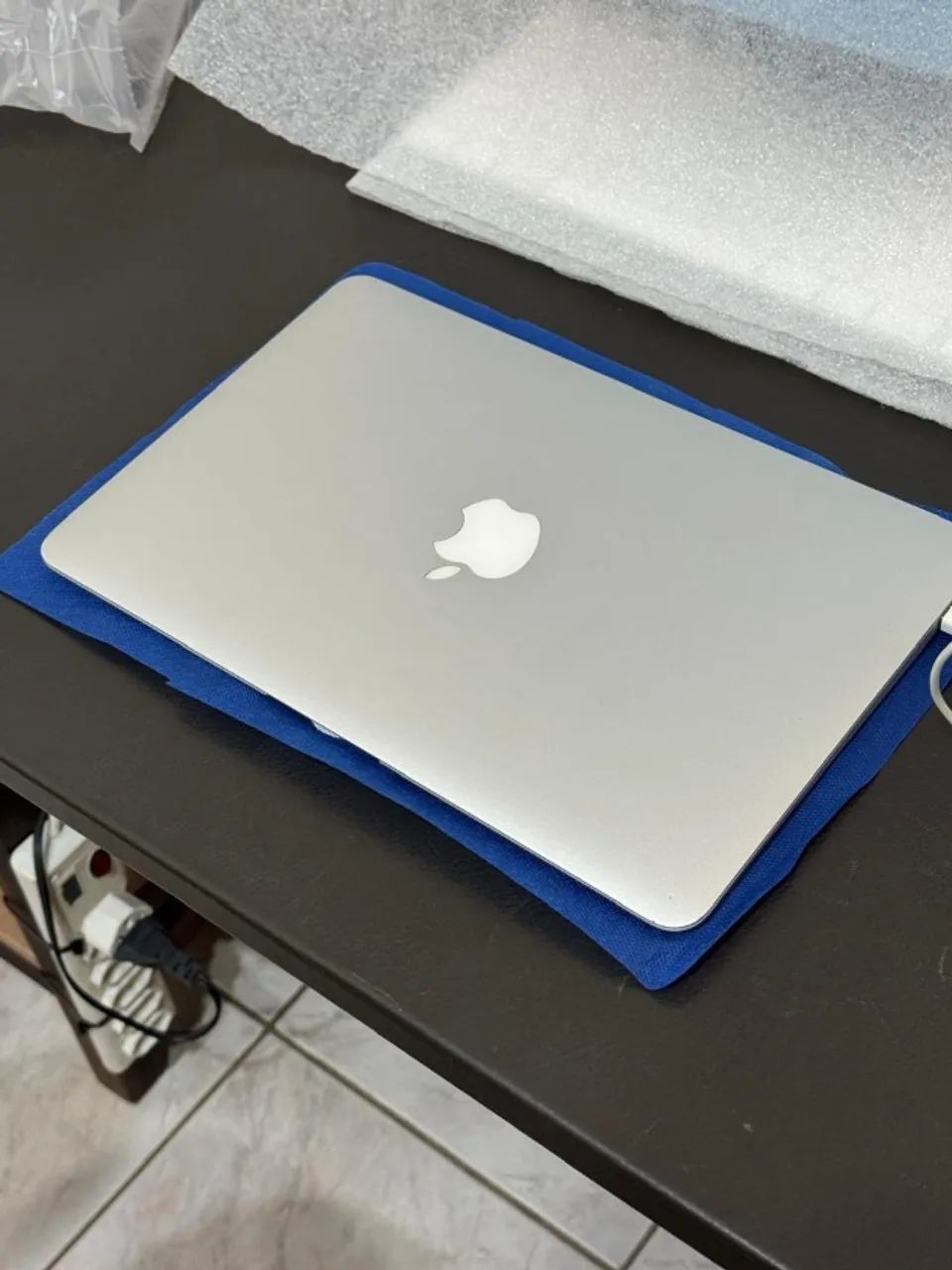 Macbook Air modelo 2011 - Foto 2