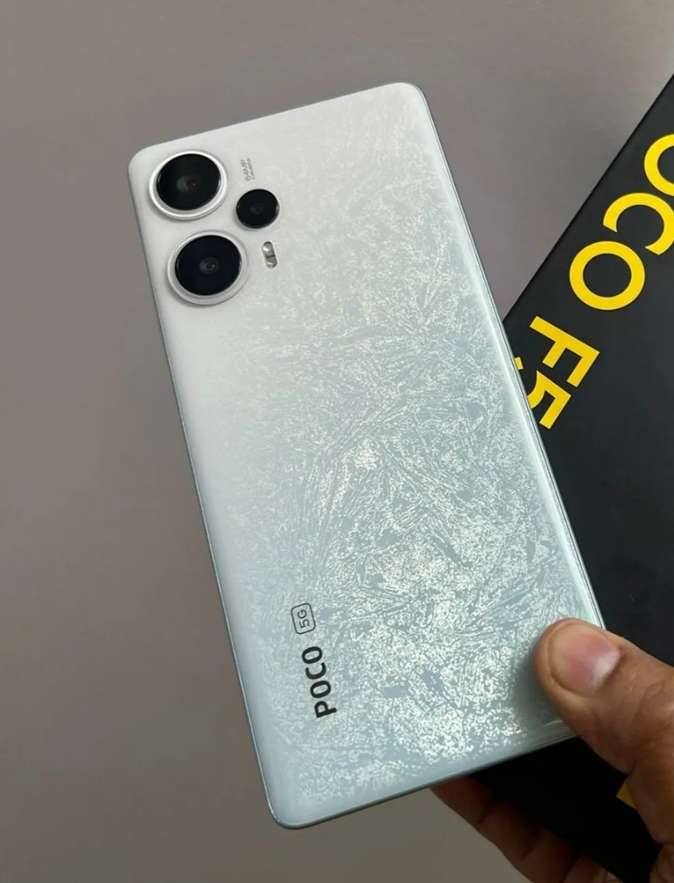 Poco F5 -5G - 8 Ram 256G