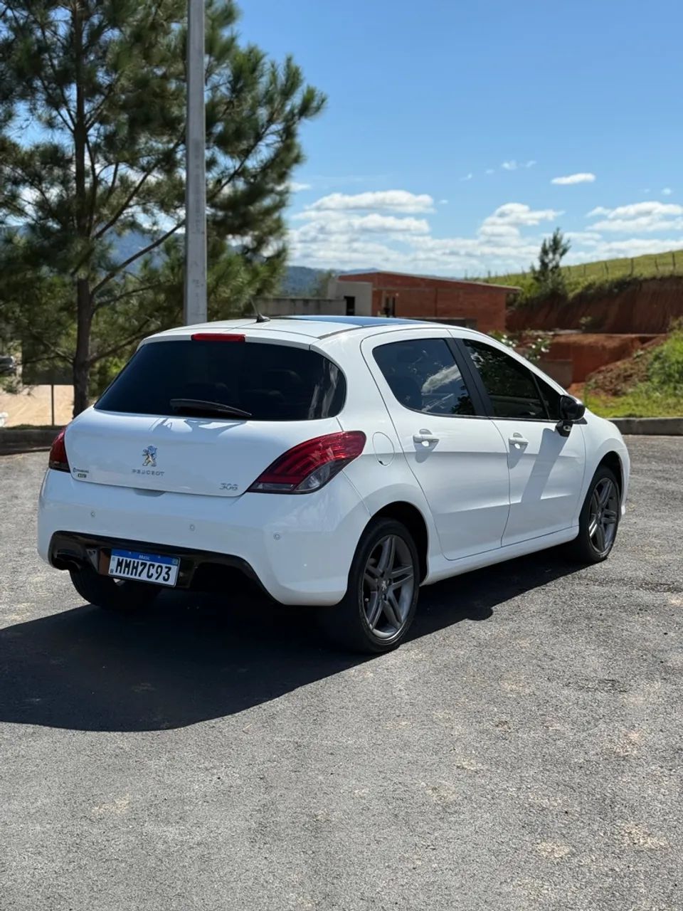Peugeout 308 1.6 thp ano 2013 com teto solar  - Foto 4