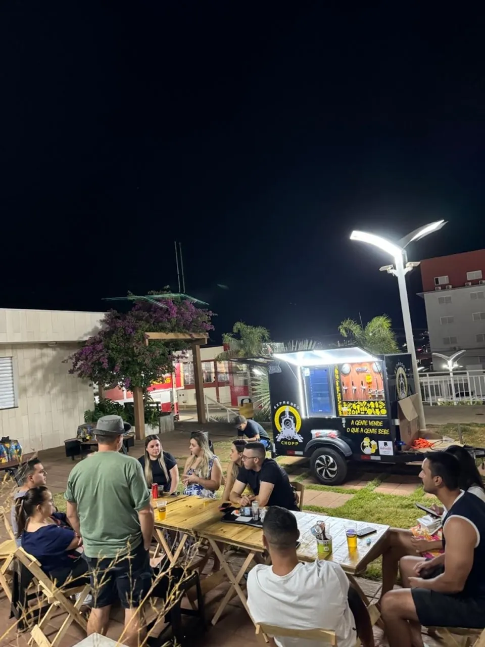 TRAILER PARA CHOPP