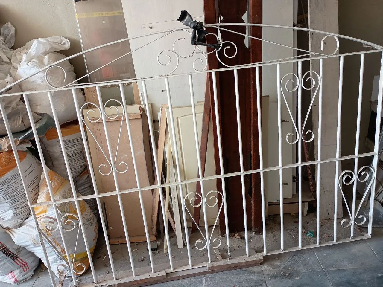 Grade de proteção para janela64520835718146121