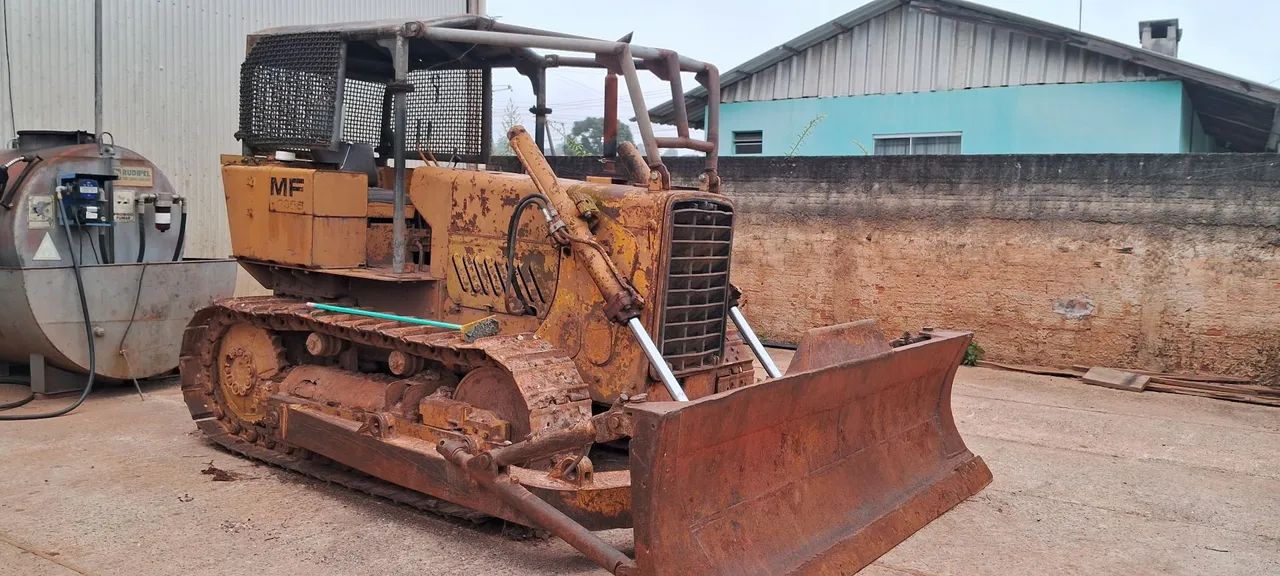 TRATOR DE ESTEIRA MF3366 - Foto 2