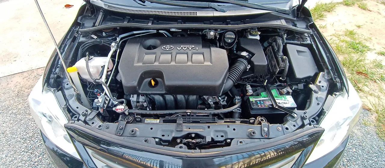 Toyota Corolla GLI 1.8 Flex 16V Aut. 2014 - Foto 5