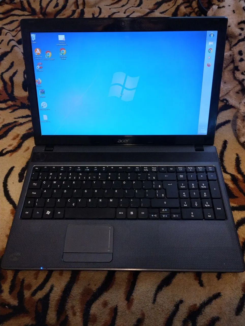 Notebook 64310775584897124