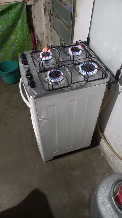 Fogão 4 Bocas com Forno - Branco - Foto 3