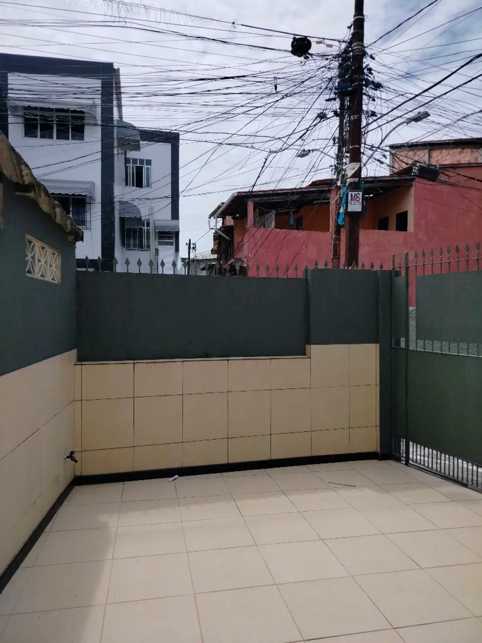 Apartamento térreo na Mouraria