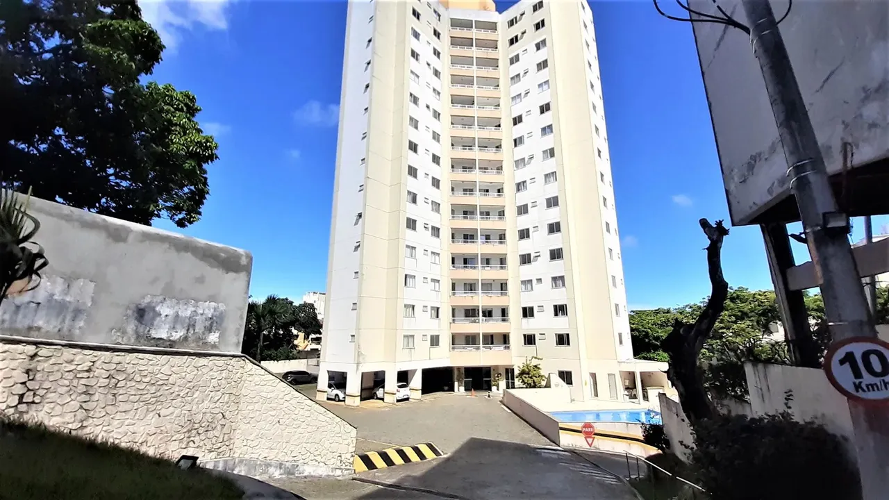 2/4 Com Armários, Varanda, Infraestrutura e Garagem no Villa Fiore da Silveira Martins.