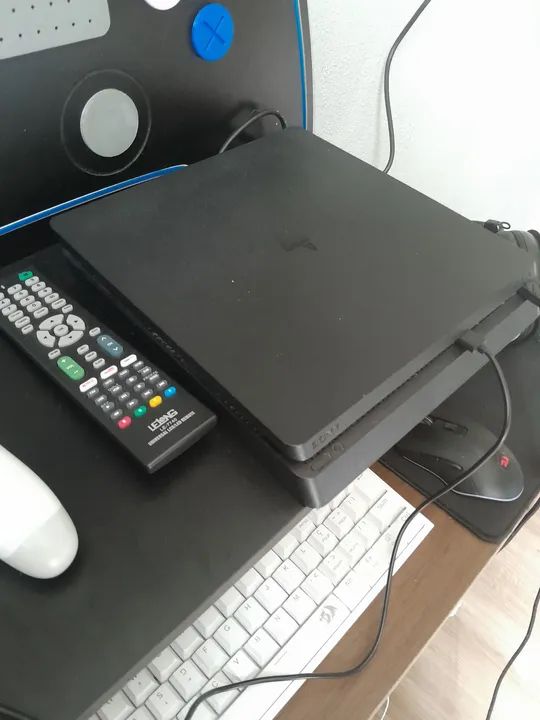 Playstation 4 Slim - Foto 2