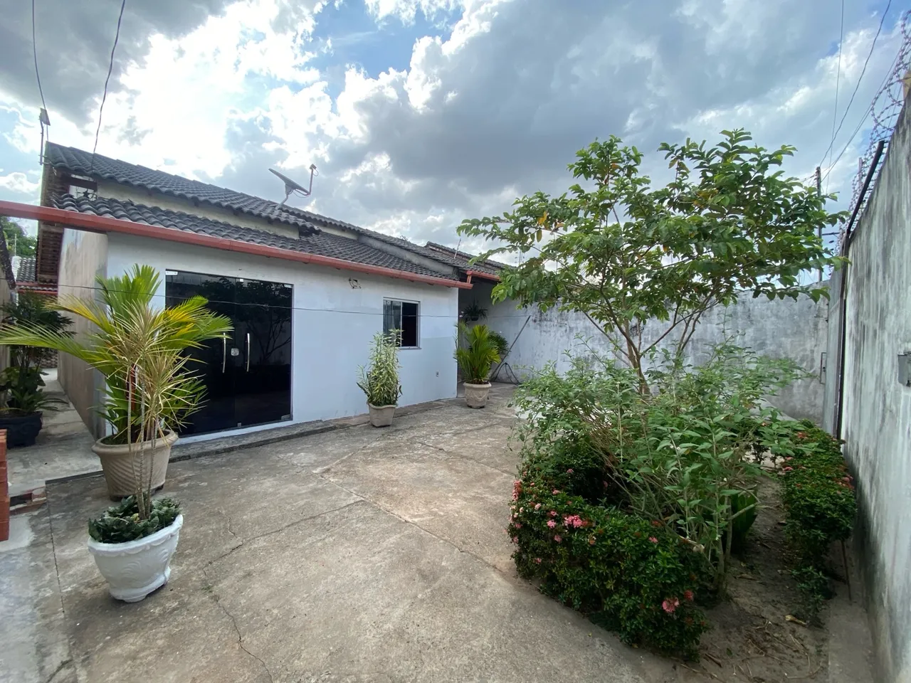 Casa 03 quartos