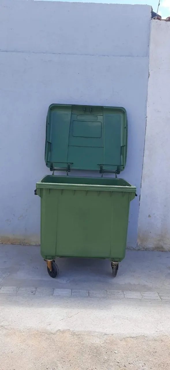Lixeira Container com rodas para coleta de lixo