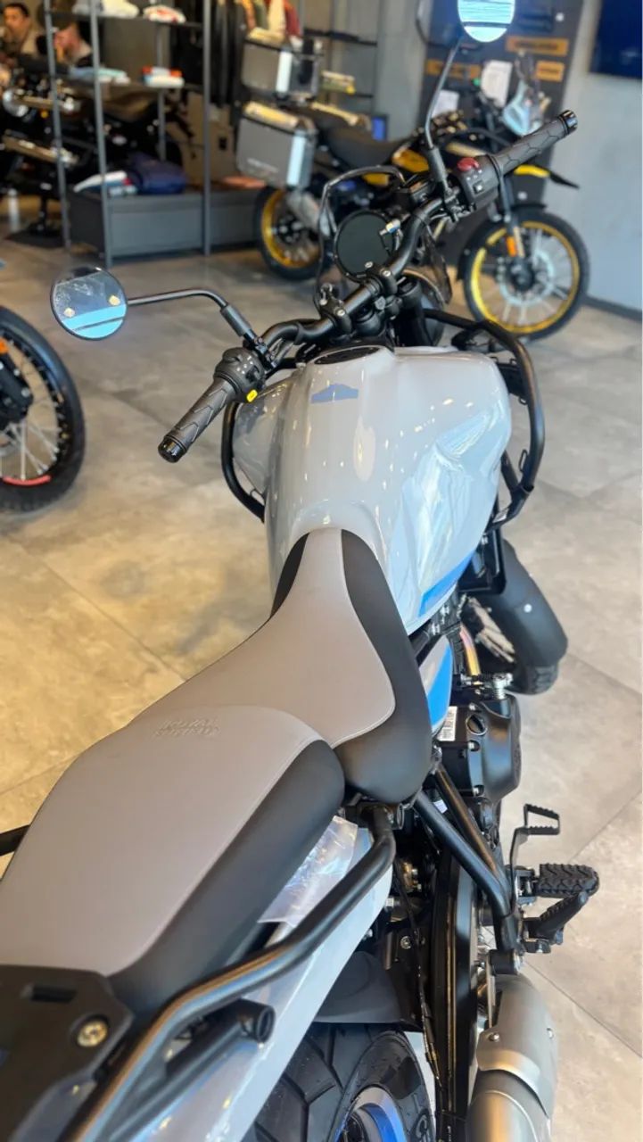 Himalayan 450 - Danielle  - Foto 2