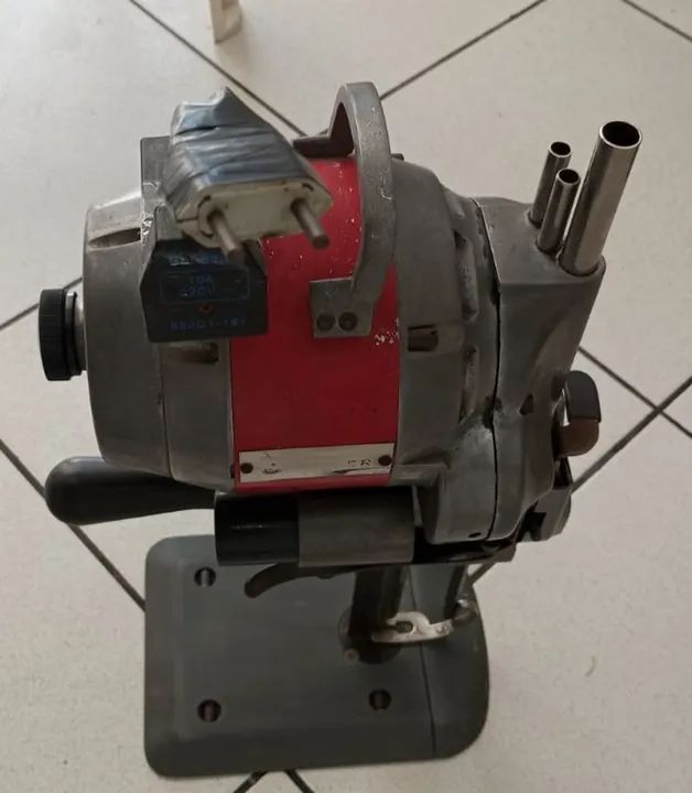 Máquina Para Cortar Tecidos 