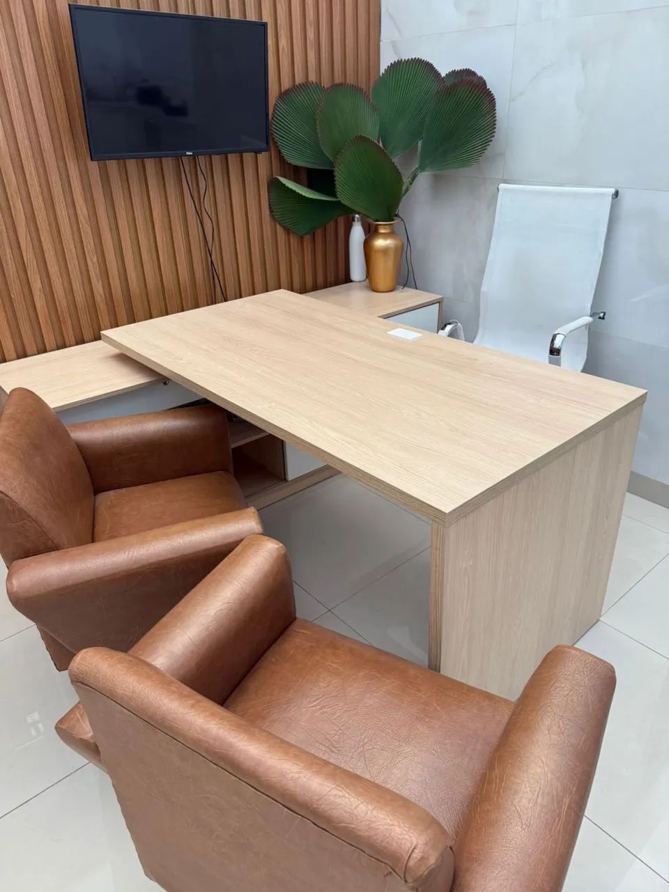 Mesa de consultório/ escritório65579536128001123