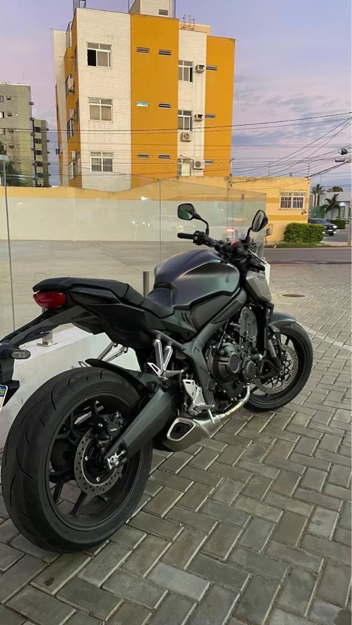 CB650R 2024 - IMPECÁVEL | 3.000km !! - Foto 3
