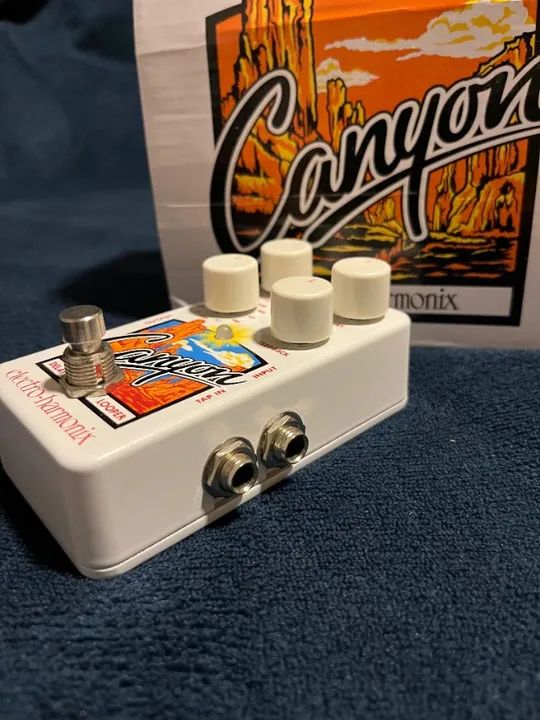 最新のデザイン Pedal de guitarra Electro-harmonix Canyon Delay & Looper ギター