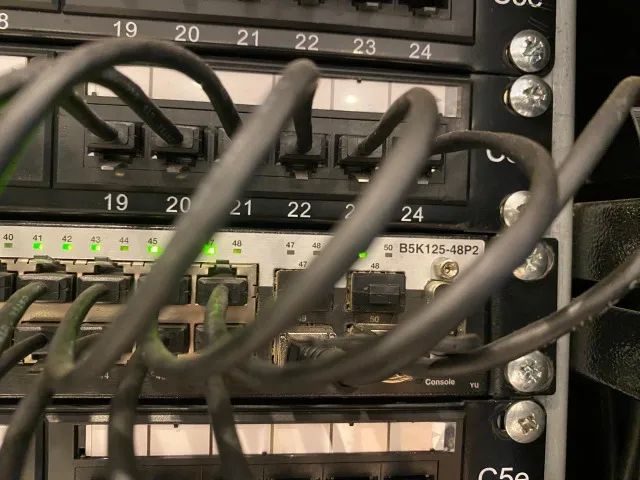 Switch PoE+ Enterasys B5K125-48P2 - Foto 4