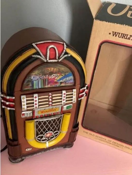 Jukebox Vintage Decorativo