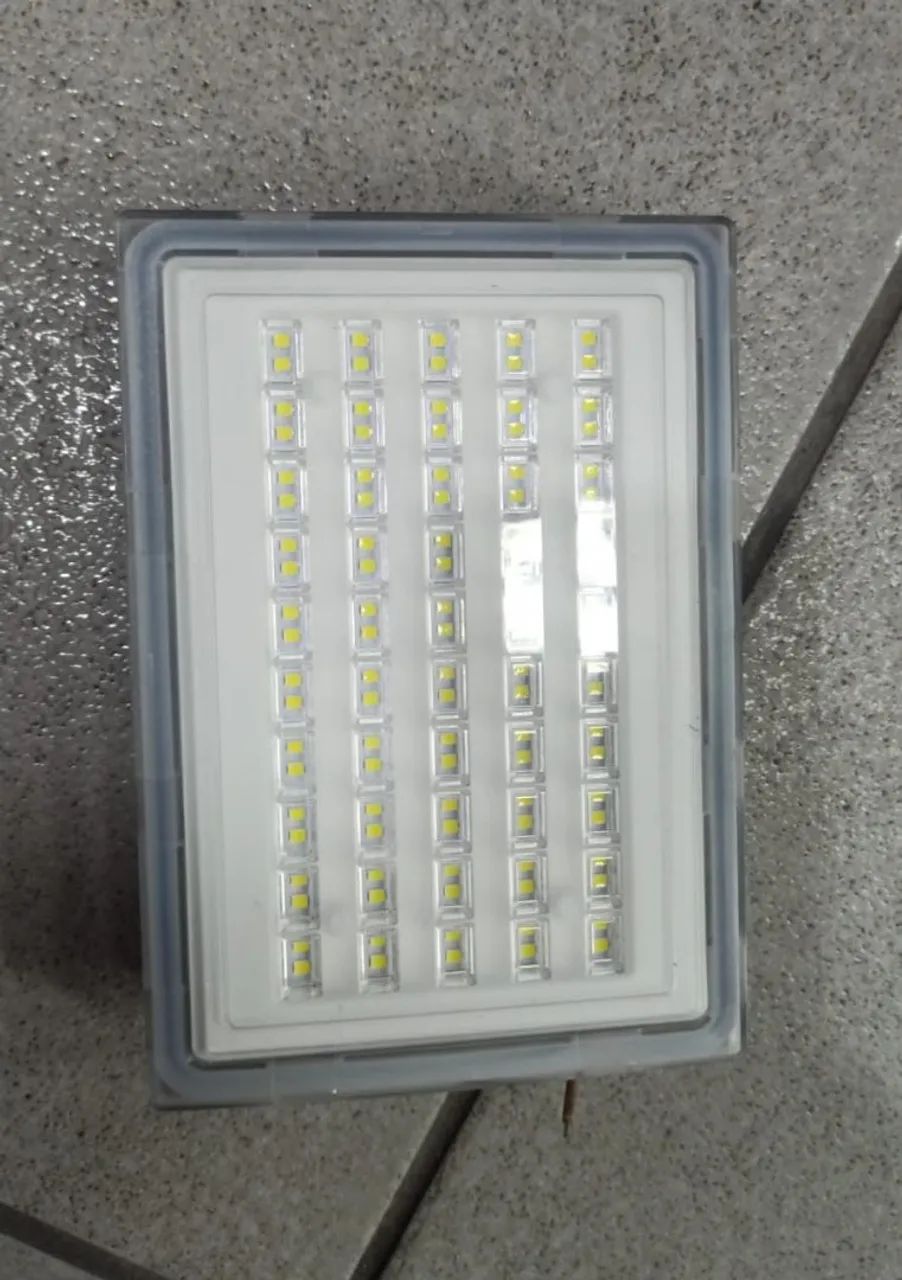 Refletor LED Holofote 100W - Foto 2