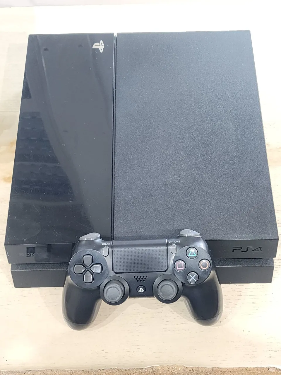 Playstation 4 - Console Seminovono