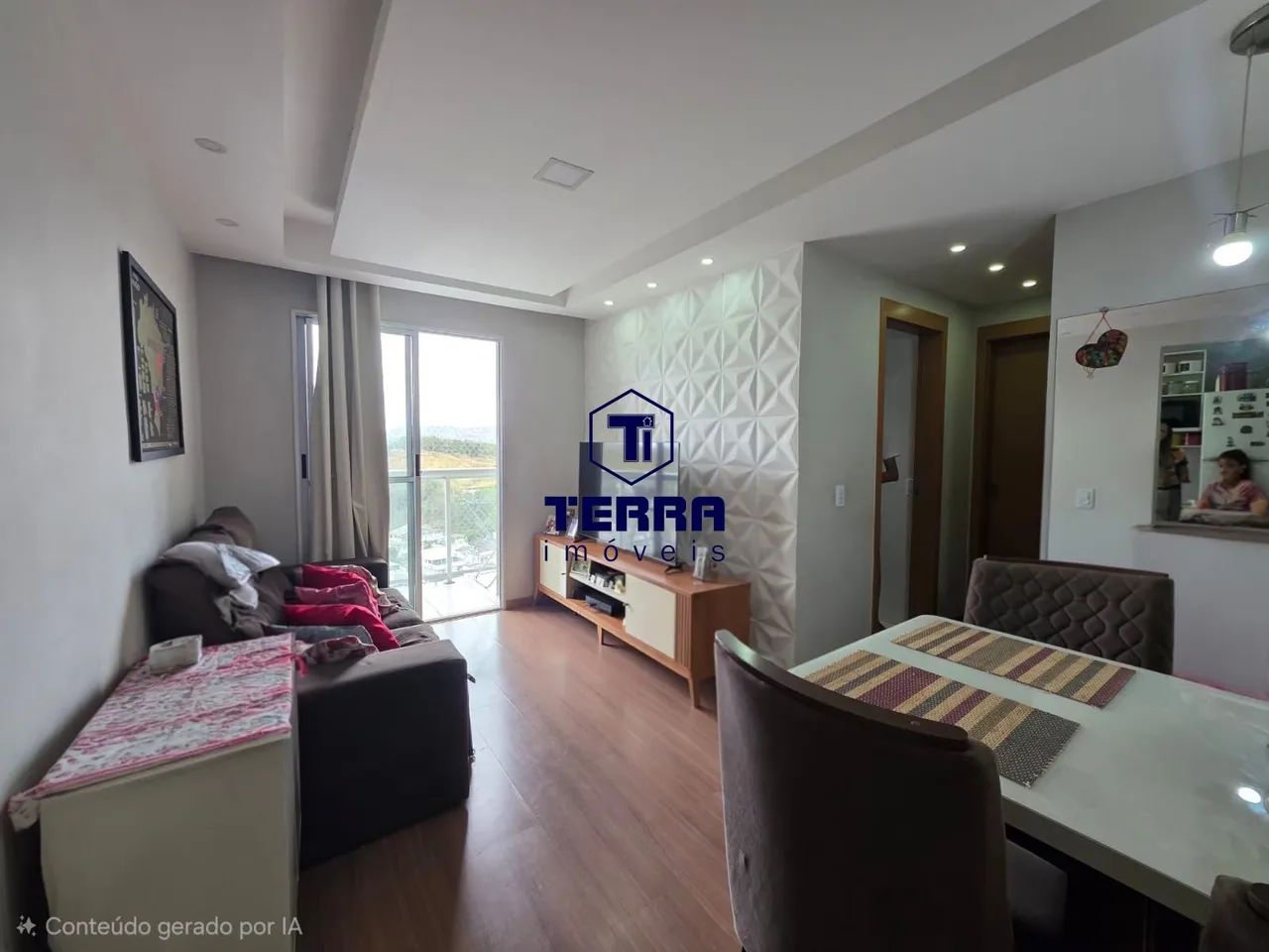 Apartamento com 2 quartos, sendo uma suíte, em andar alto. - Foto 2