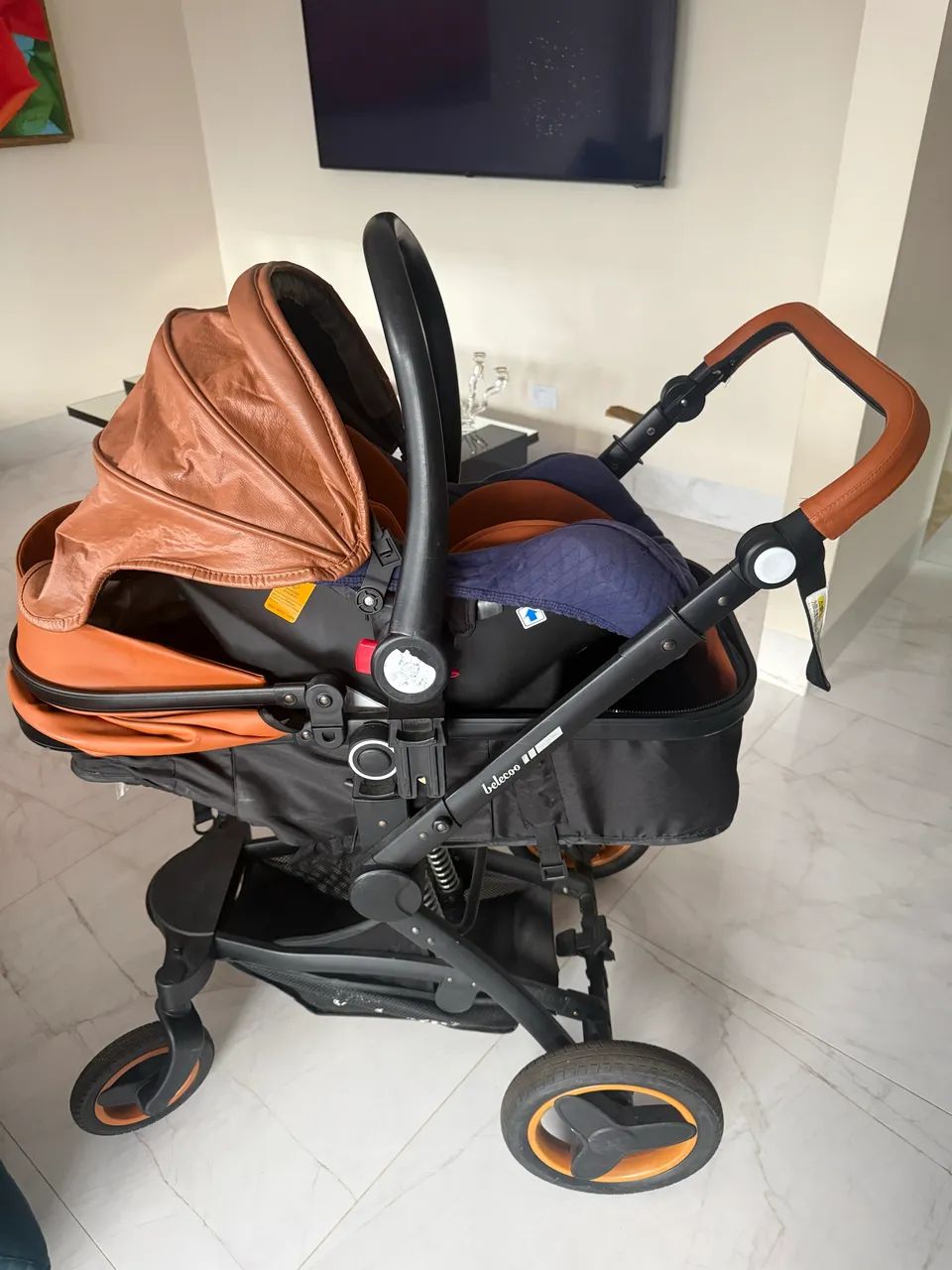 Vendo Carrinho de bebê conforto 3 em 1 - Foto 5