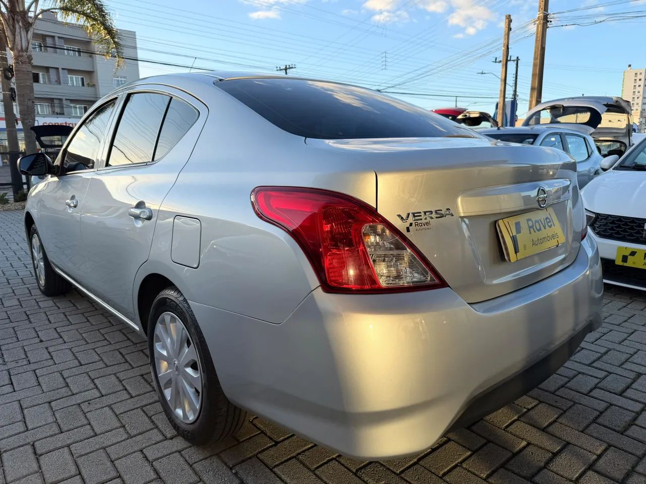 Nissan Versa 1.0 12V Flexstart 4P Mec. 2018 - Foto 5