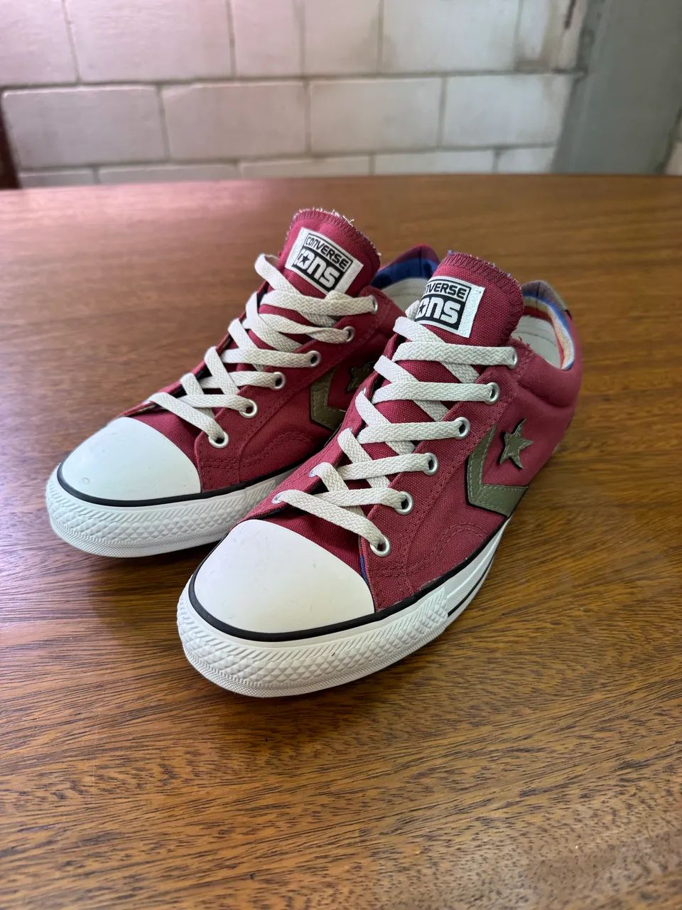 Tênis All Star Converse vinho número 39