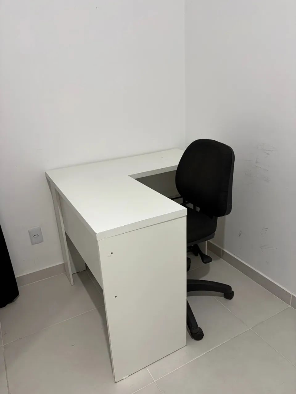 Mesa de estudos - Foto 2