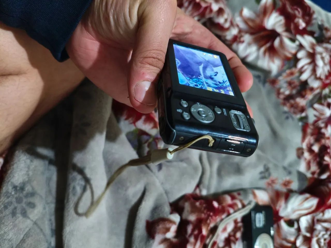 SAMSUNG ES70 - Foto 3