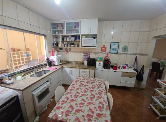 QSF 13 Quer morar bem?! Sobrado 4 quartos, sendo 2 suites, 2 salas! - Foto 2