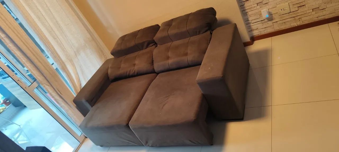 Vendo sofá três lugares 2m - Foto 3