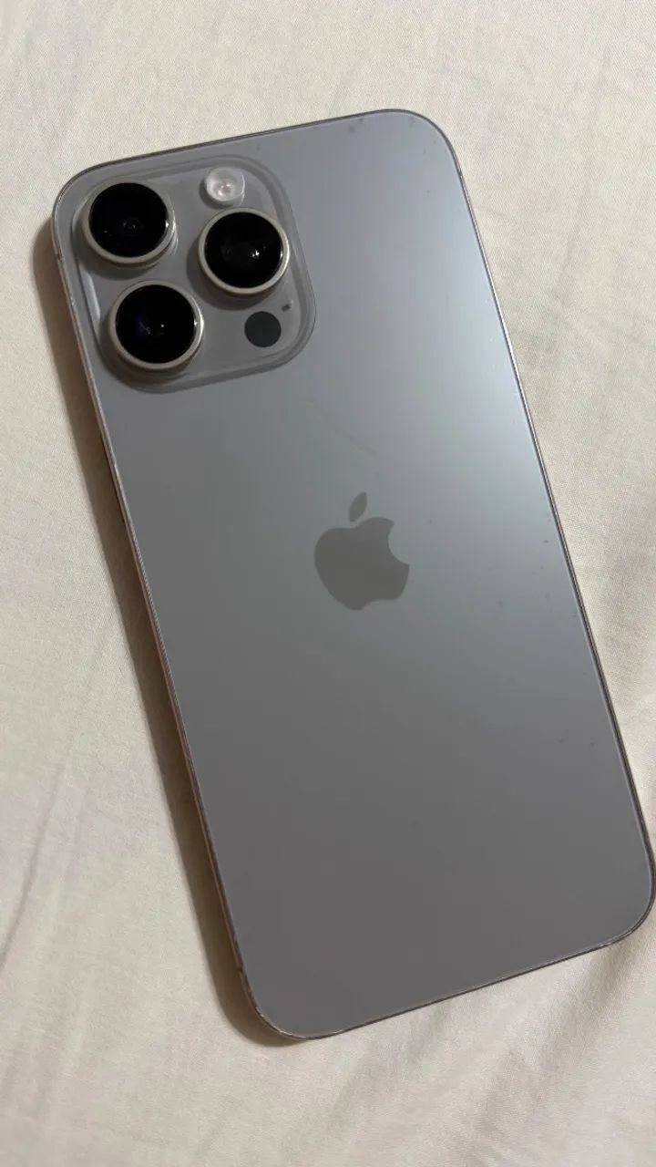 iPhone 15 Pro Max - 246G - Foto 2