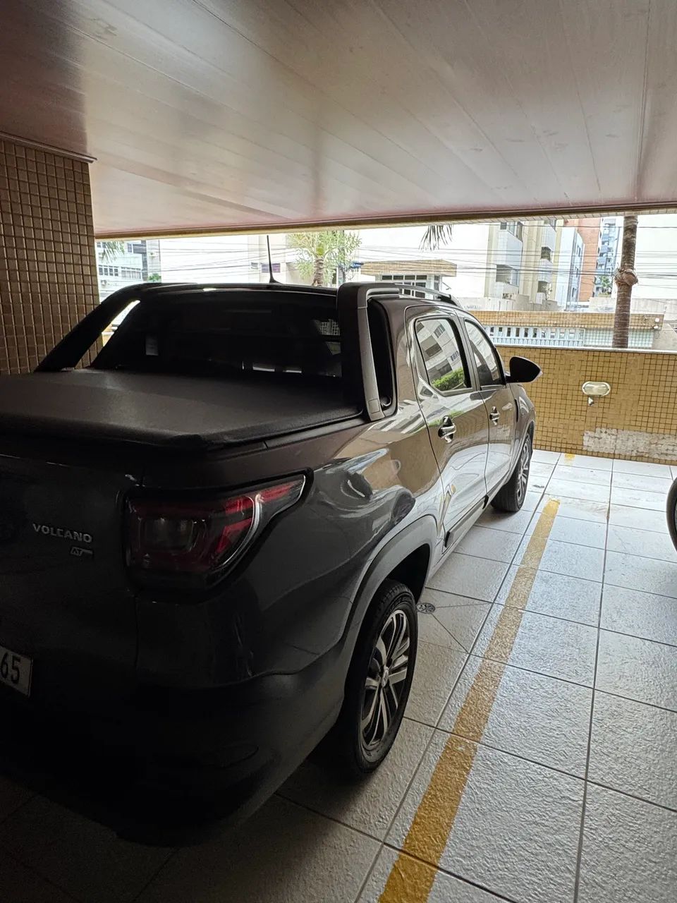 Fiat Strada Volcano 1.3 Flex 8V CD Aut. 2023 - Foto 4