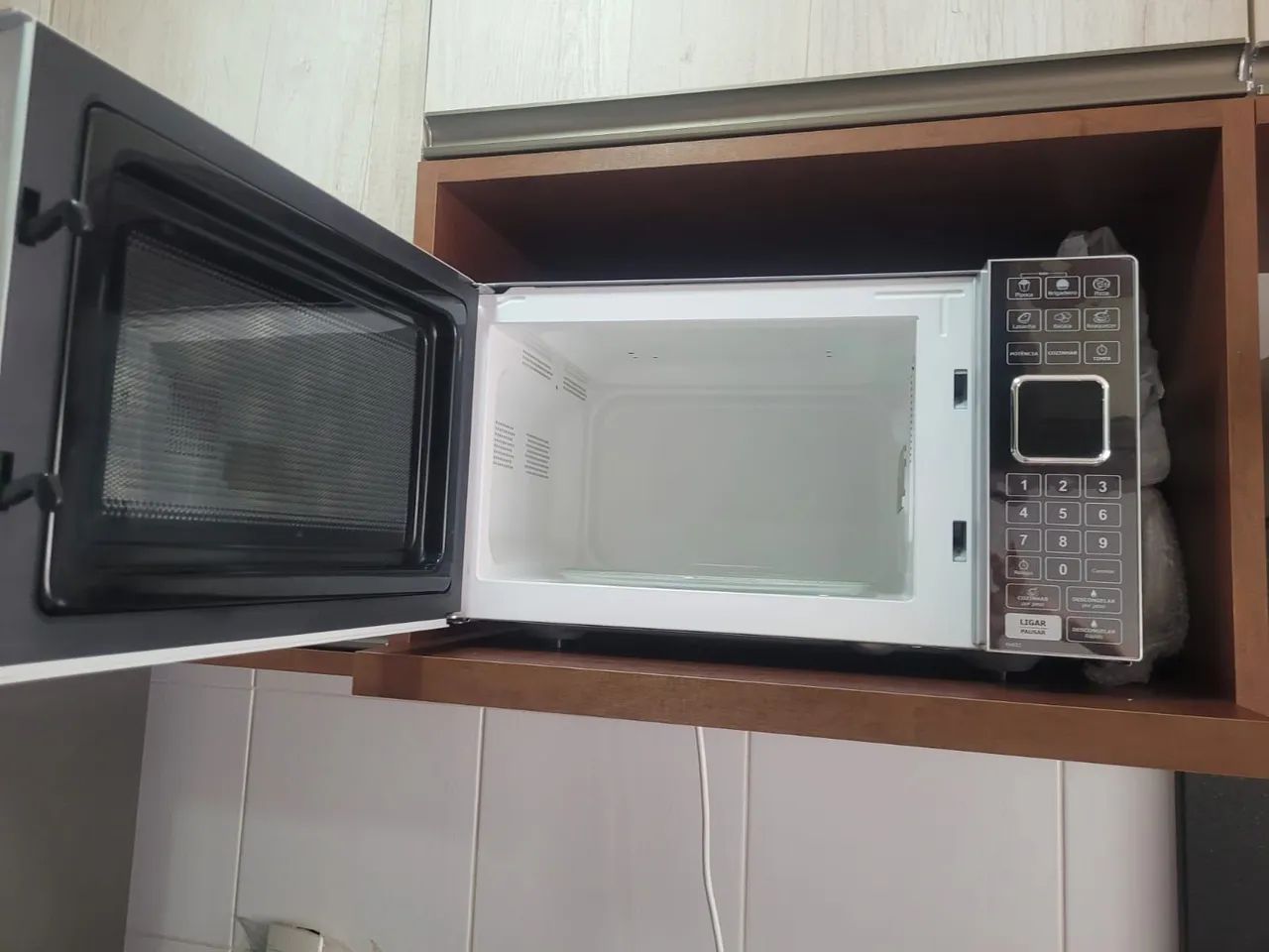 Microondas Philco espelhado em ótimo estado - Foto 2
