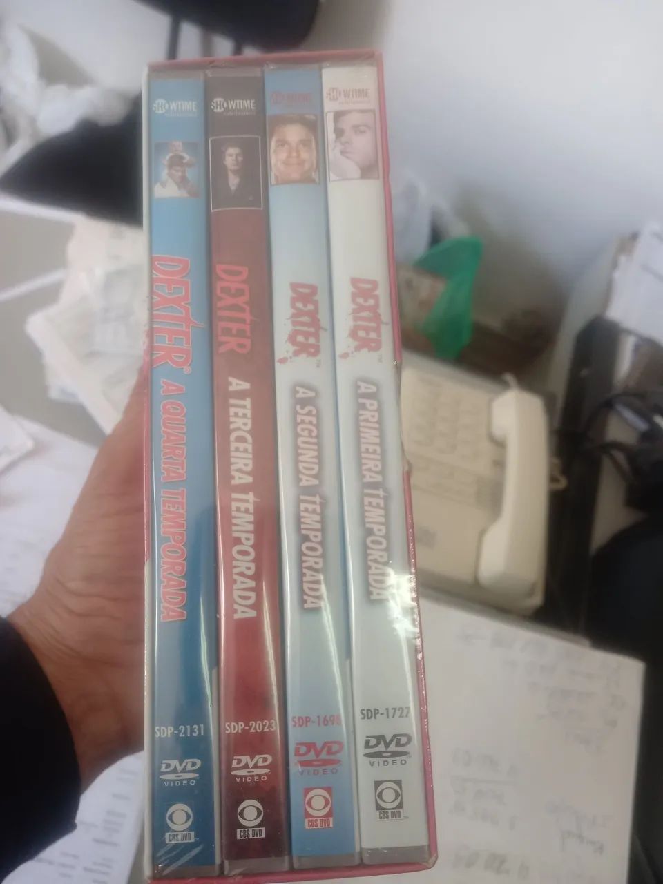 DVDS BOX DEXTER  TEMPORADA 1,2,3,4 - Foto 3