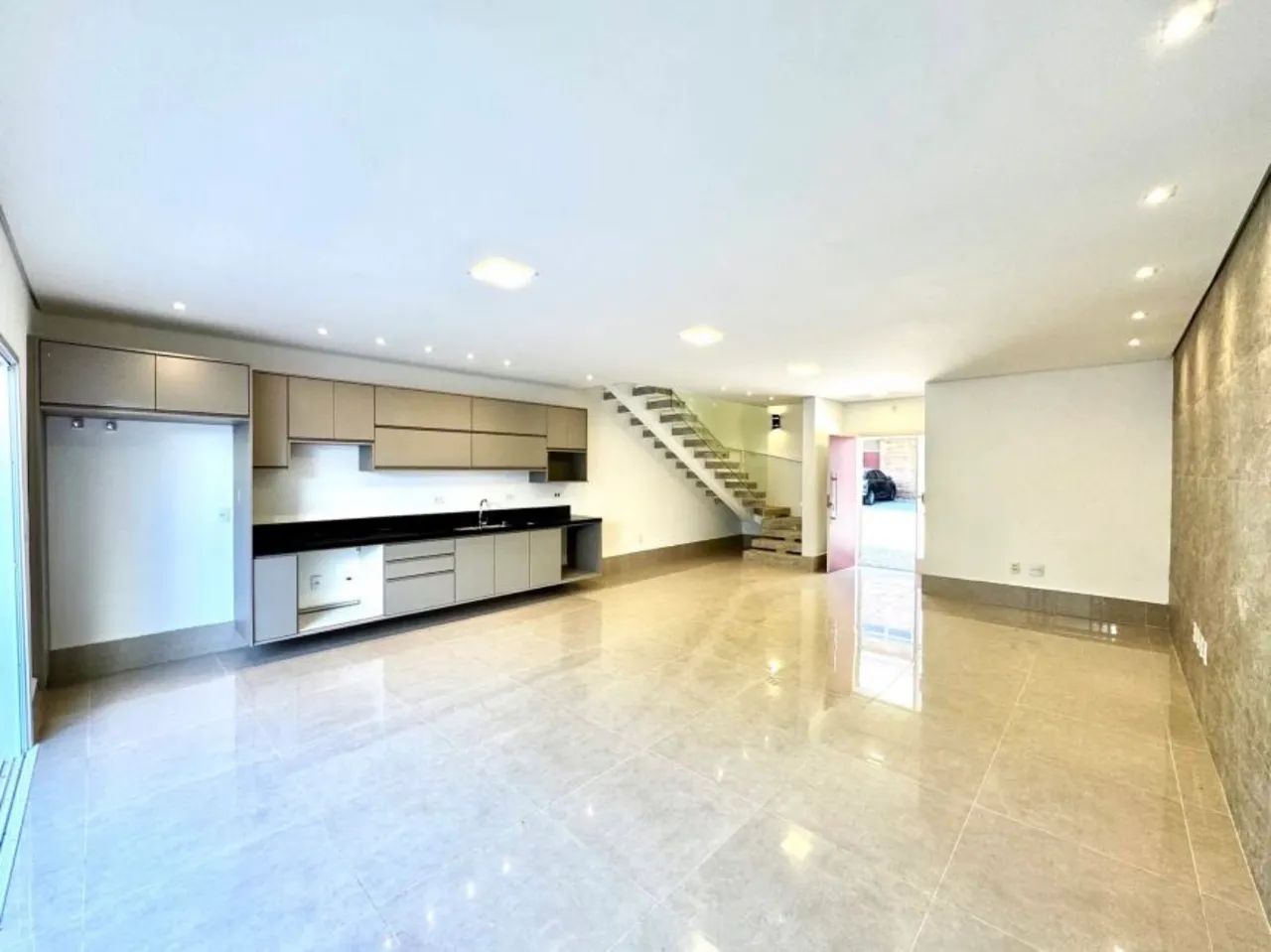 Casa em condomínio para alugar com 3 quartos, 245 m² - Taquaral - Foto 2
