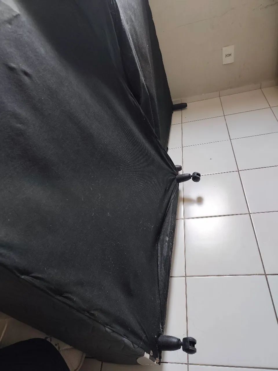 Cama super  king ( com um lado da base quebrada)  - Foto 3