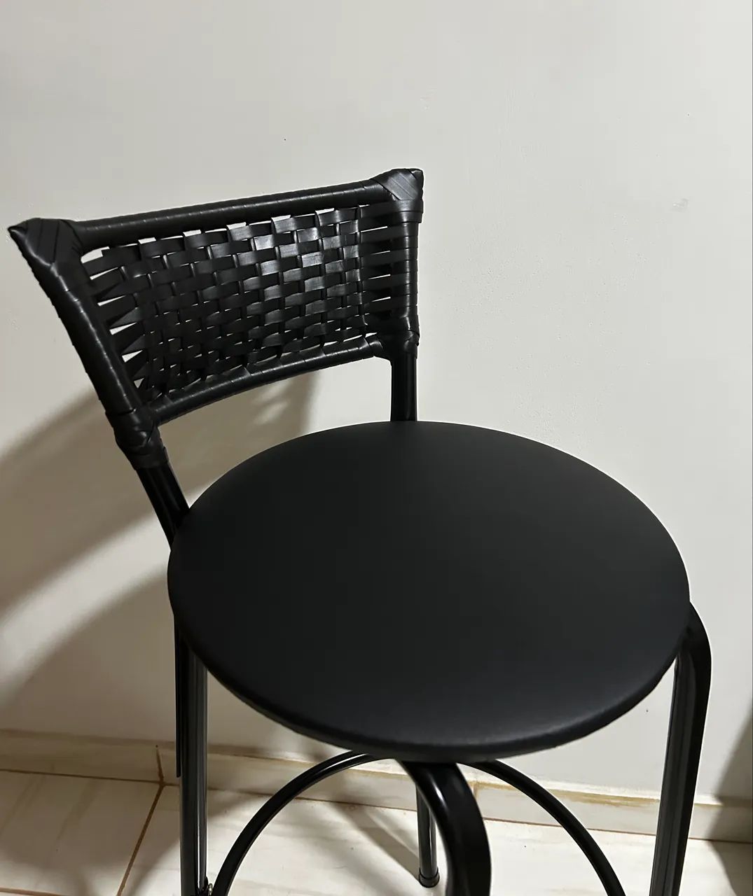 Kit de 4 banquetas altas - Foto 4